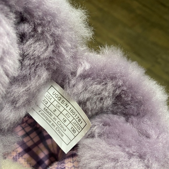 Baby UGGS - Picture 3 of 3